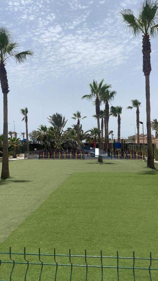 Mar Y Sal En Primera Linea De Playa Vacaciones En Piscina Disponible A Partir De 1 De Julio Apartment